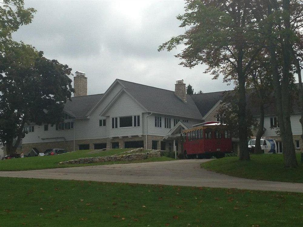 Maxwelton Braes Lodge & Golf Course Бейлис-Харбор Экстерьер фото
