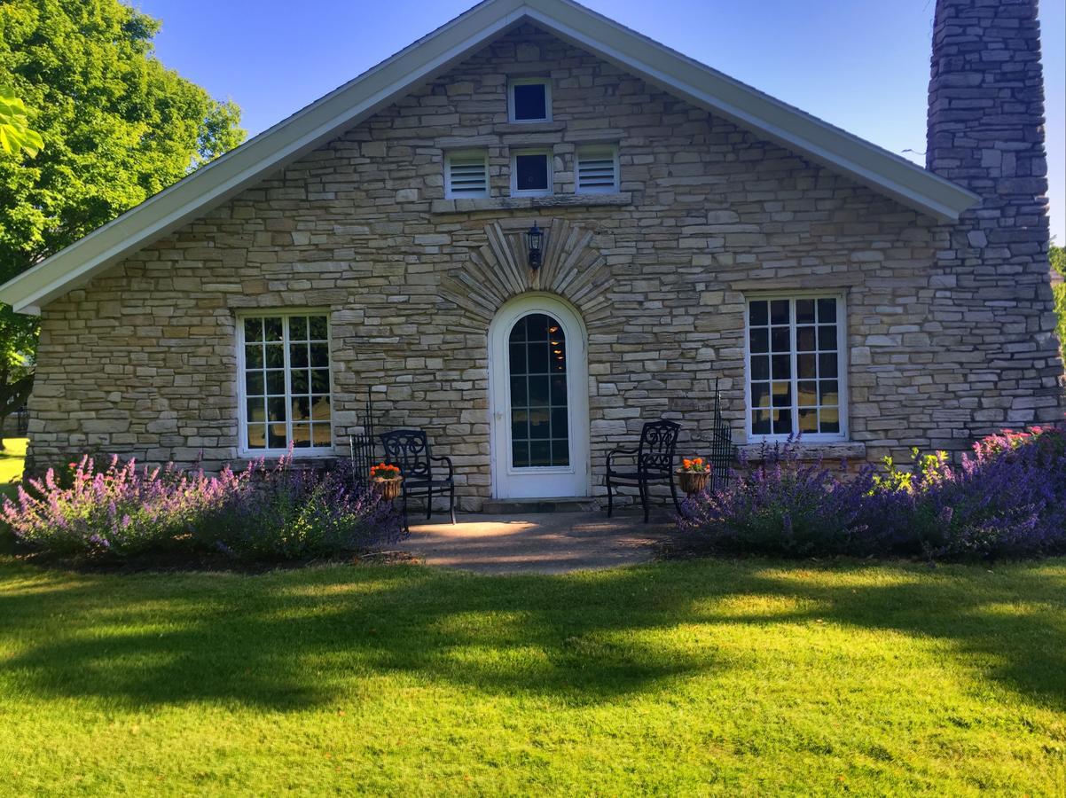 Maxwelton Braes Lodge & Golf Course Бейлис-Харбор Экстерьер фото